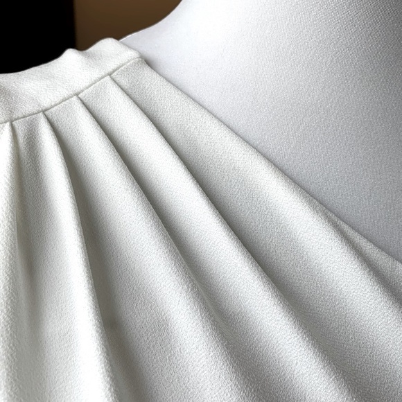 🚩SOLD Bisou Bisou top - Picture 2 of 5